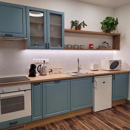 Jegmadar Apartman Debrecen Buitenkant foto