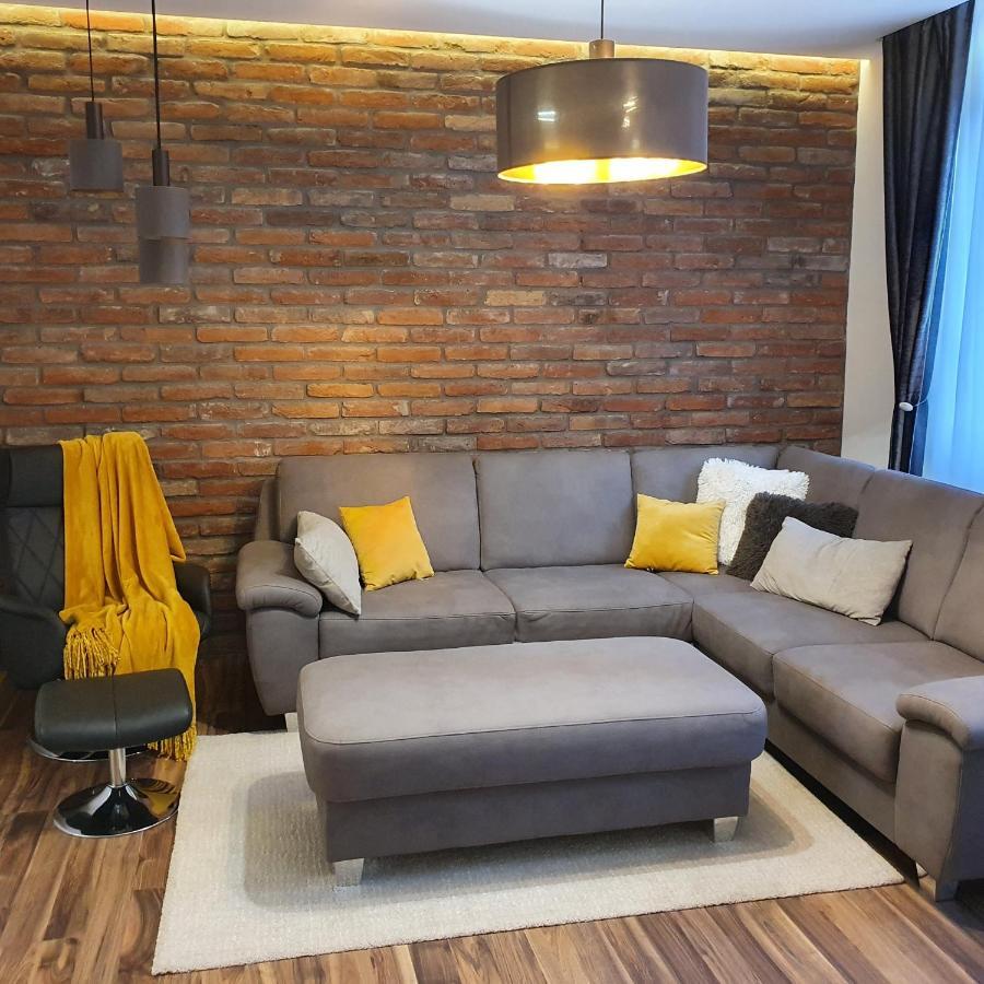 Jegmadar Apartman Debrecen Buitenkant foto