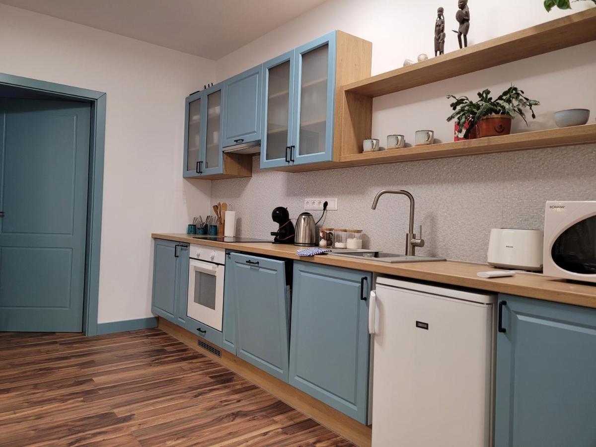 Jegmadar Apartman Debrecen Buitenkant foto