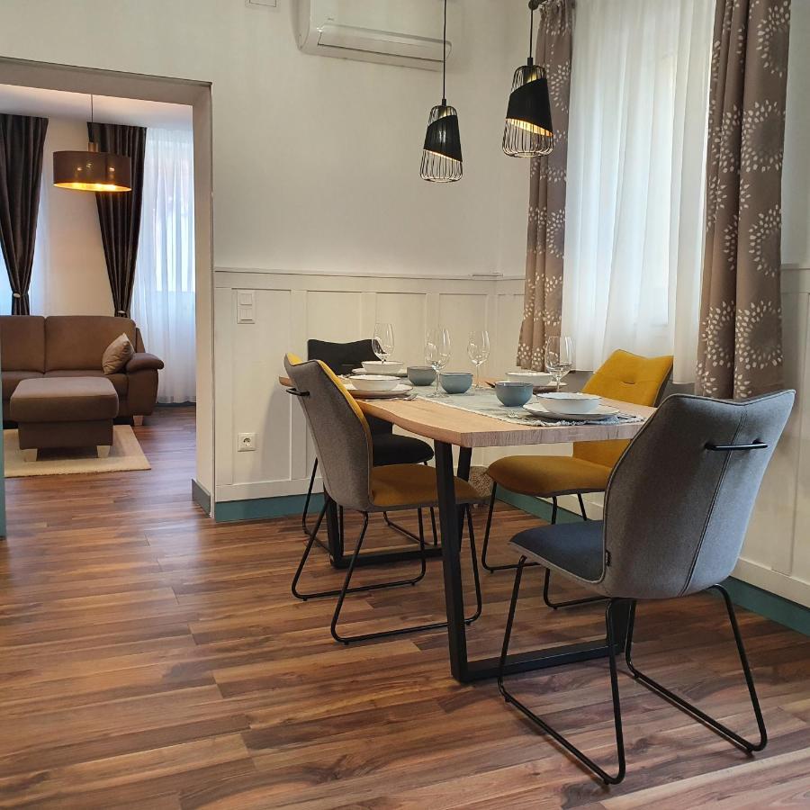 Jegmadar Apartman Debrecen Buitenkant foto